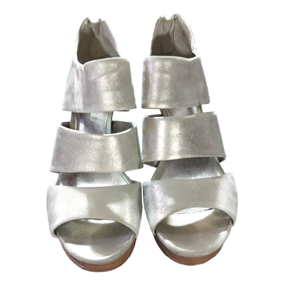 Calvin Klein Platform Stiletto Heels EUC - Picture 6 of 6